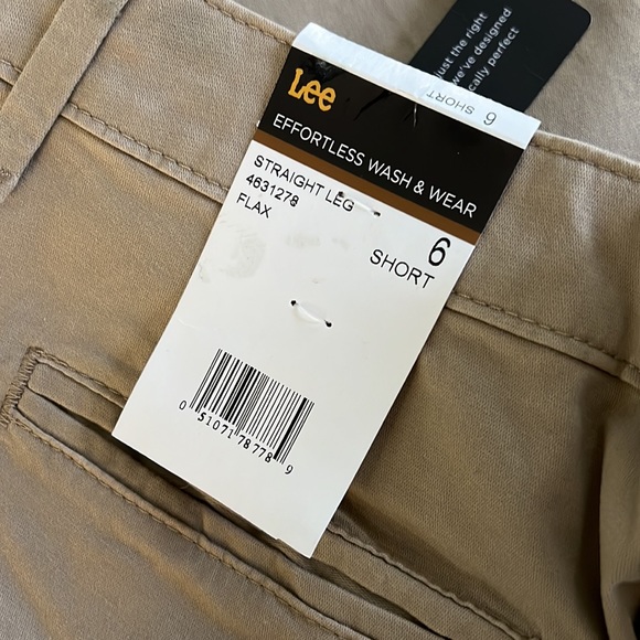 ❗️FINAL❗️ 🆕 LEE Wrinkle Free Relaxed Fit Straight Leg Pant 6 Short 🔴 - Picture 5 of 5